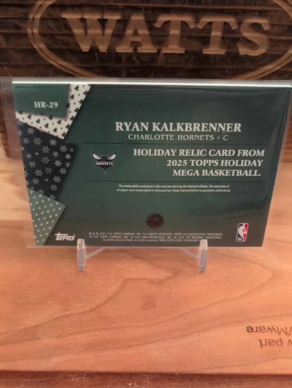 2025-26 Topps Holiday Ryan Kalkbrenner Player Worn Relic Rookie Card Hornets - Picture 3 of 3